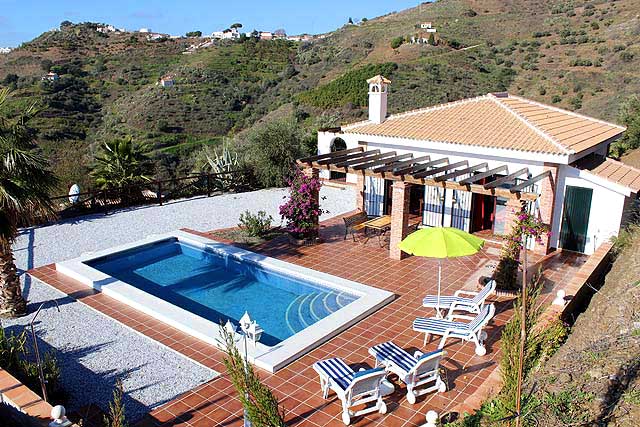 Ferienhaus Santana bei Competa in Andalusien mit Pool